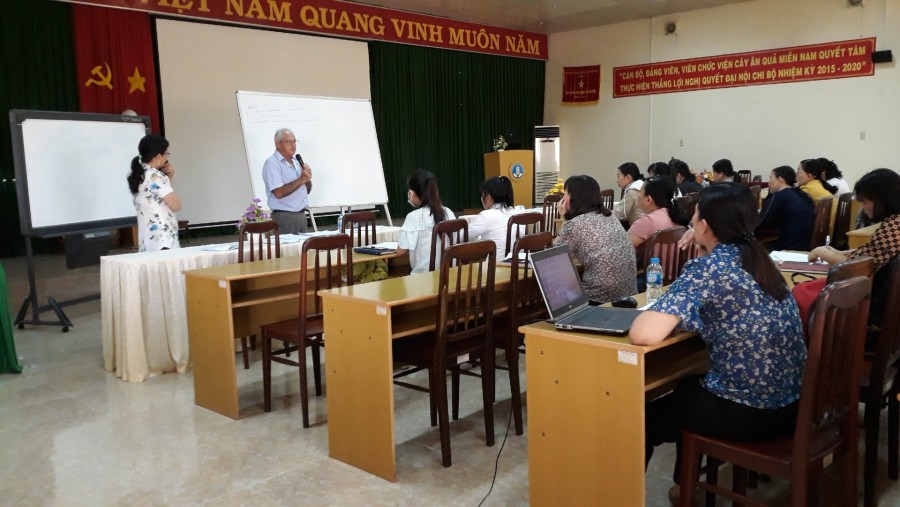 TS. Bob Fullerton - Chuyên gia của Viện Nghiên cứu Cây trồng và Thực phẩm New Zealand