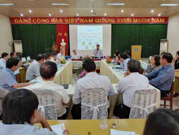Hoạt động thảo luận của phiên họp