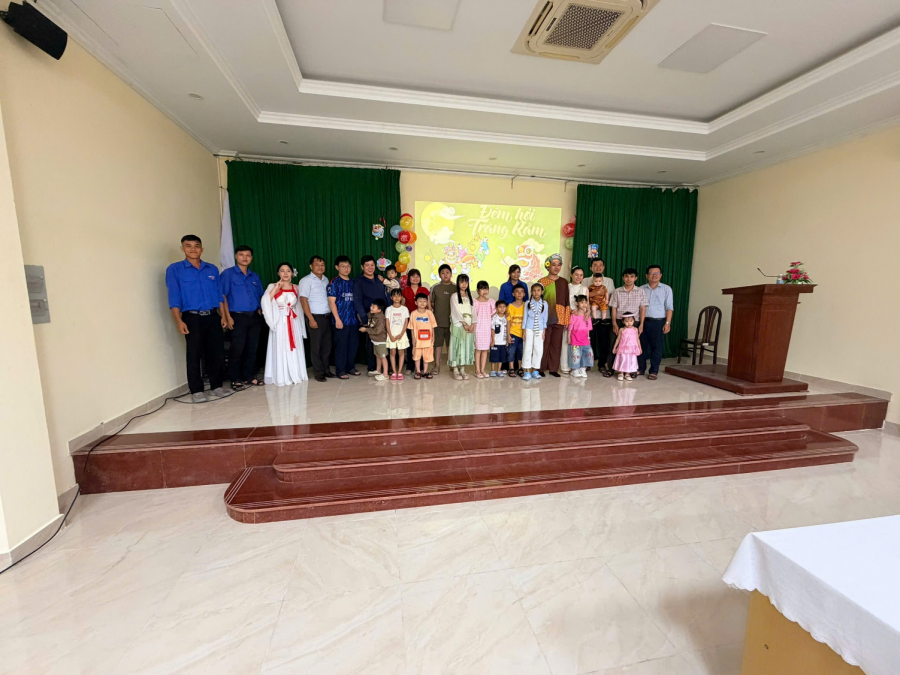 Đoàn Thanh niên phối hợp với Công đoàn cơ sở Viện Cây ăn quả miền Nam tổ chức chương trình “Đêm hội trăng rằm” năm 2026