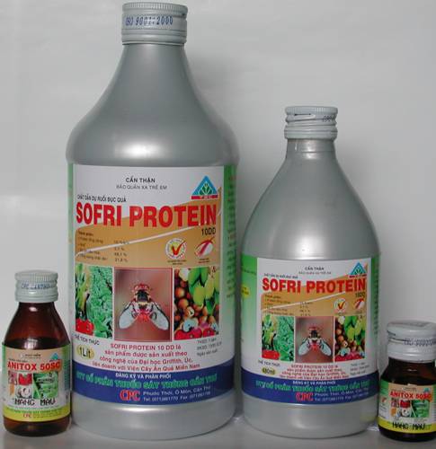 Chế phẩm SOFRI - Protein phòng trừ ruồi đục quả